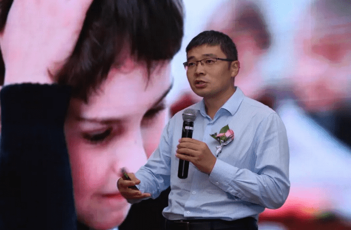 陕西智华信科技有限公司CEO、国家教育信息化标准委员会委员、阿里巴巴教育行业专家耿化龙——《基于学习空间的教学历程图景》